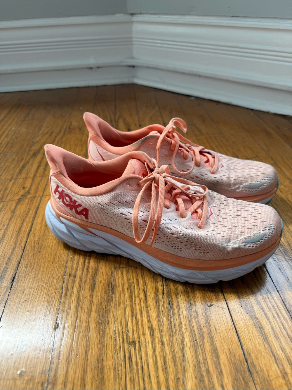 Hoka Women's Peach/Coral Running Shoes Clifton (9.5)